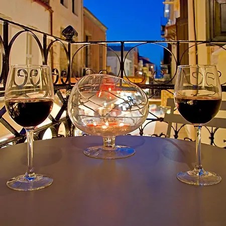 Апартаменти Casa Del Mar